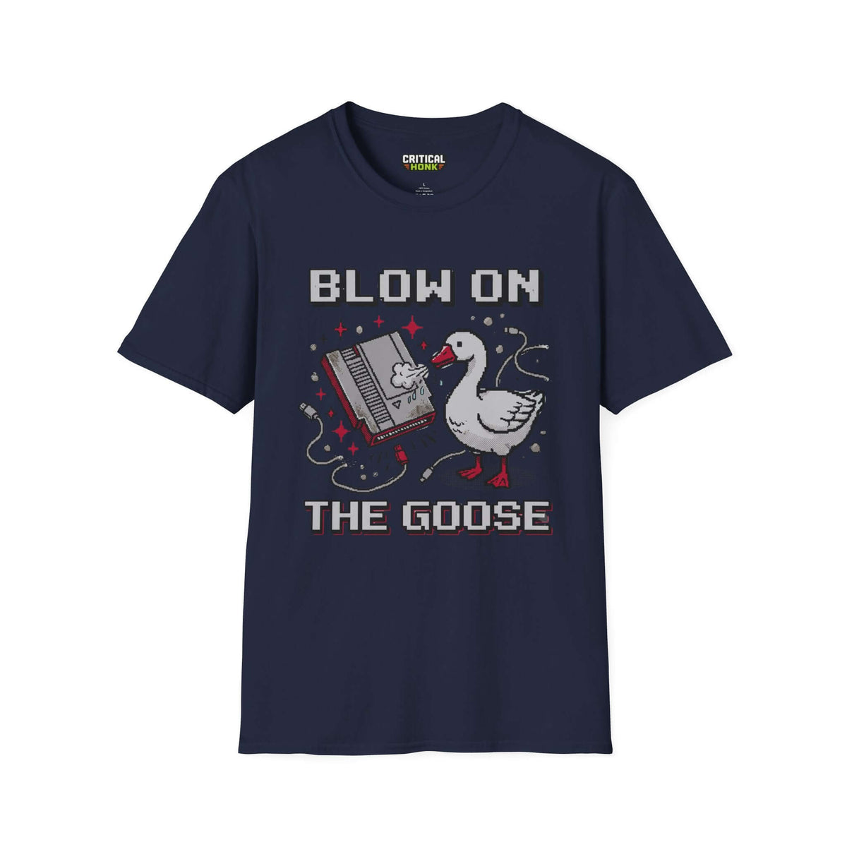 Blow-on-the-goose T-Shirt in navy featuring a graphic of a goose and a gaming console. Made of 100% ring-spun cotton.